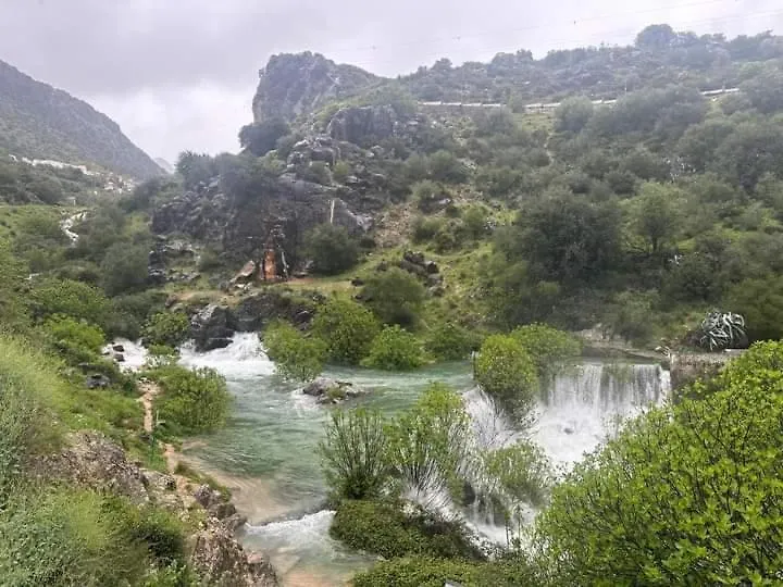 Casas De Benaojan 15 빌라 0*,