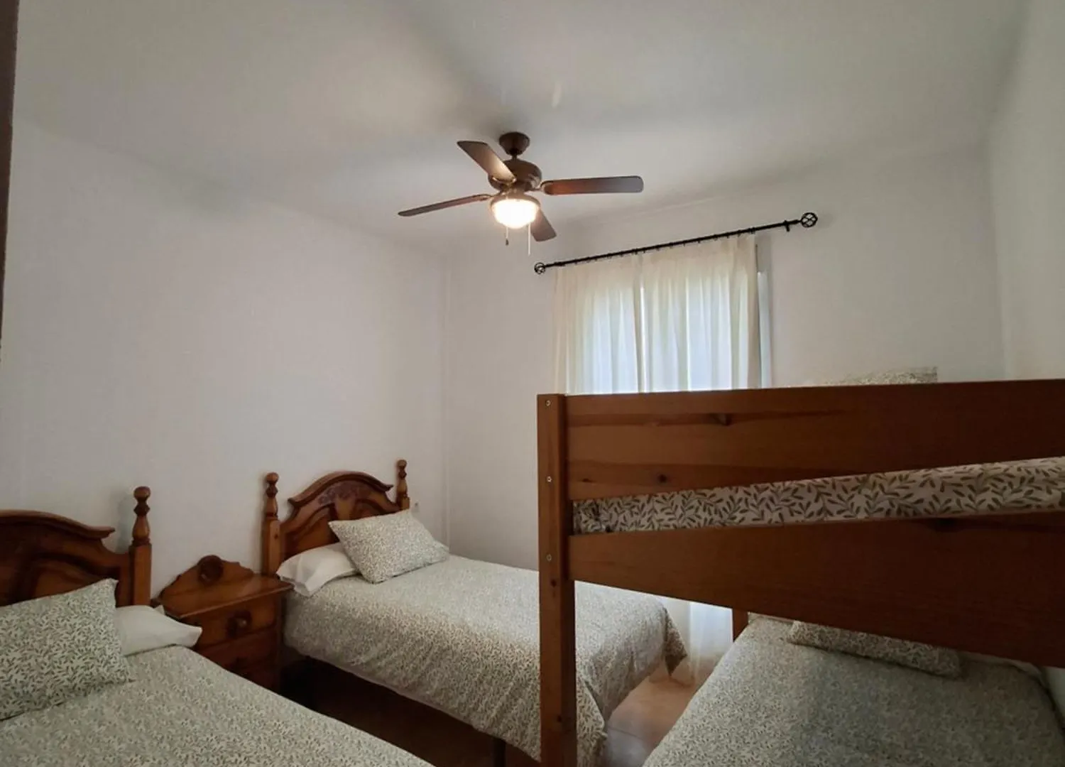 Casas De Benaojan 15 빌라 0*,
